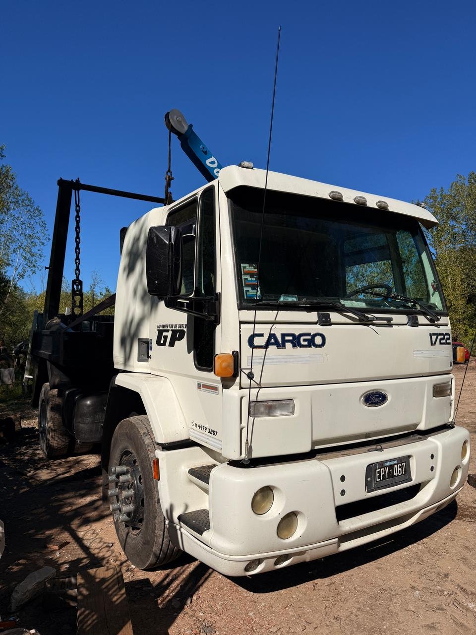 Camión Ford Cargo movimientos de suelo